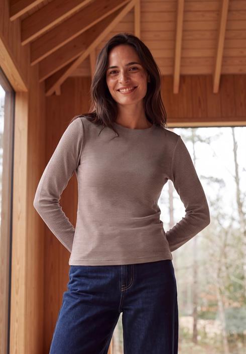 langarm-shirt-mit-schmalem-streifenmuster-mocha-brown