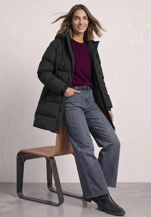 lange-jacke-mit-kapuze-und-steppmuster-black
