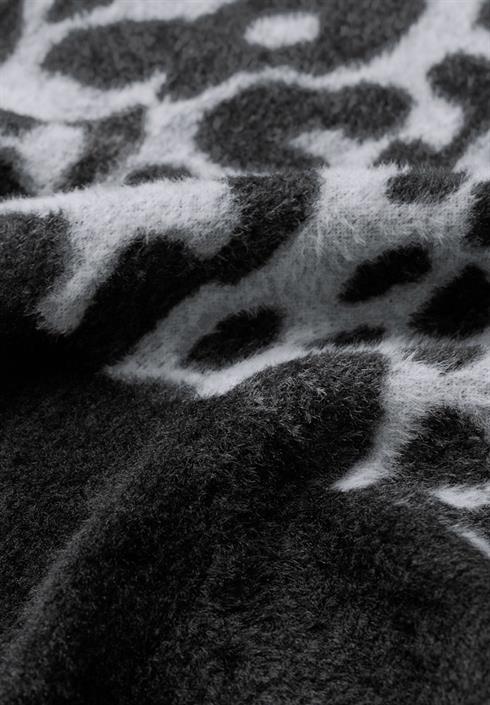 langer-leo-schal-echo-grey
