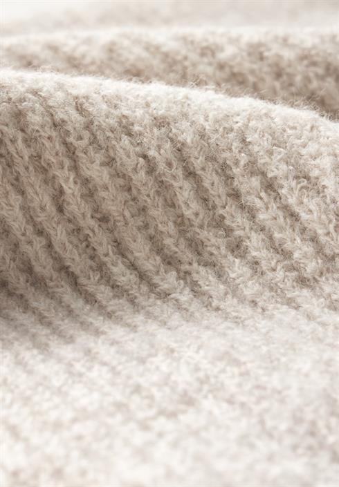 langer-schal-oak-beige-melange