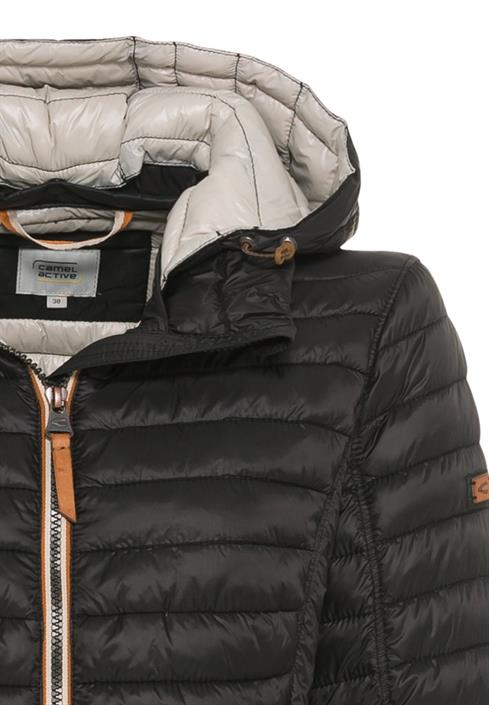 leicht-wattierte-steppjacke-aus-recyeltem-polyamid-black