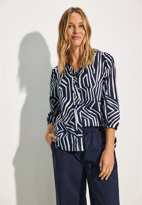 leichte-baumwollbluse-universal-blue