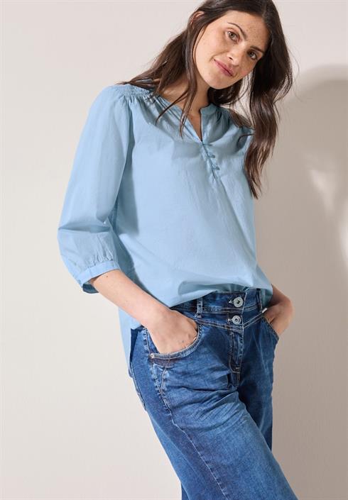 leichte-bluse-pastel-blue