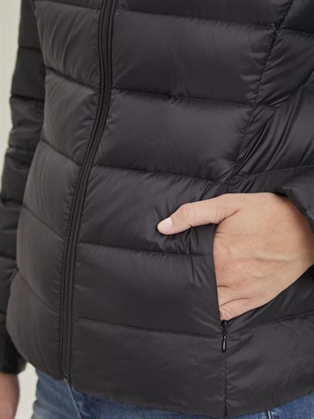 Leichte Daunenjacke black