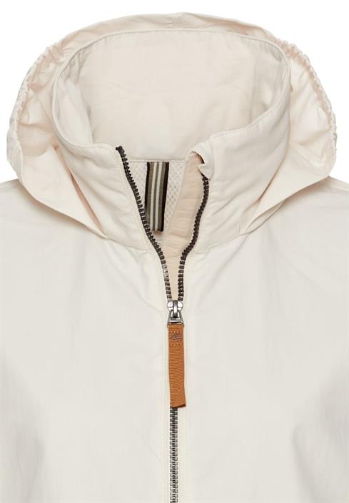 leichte-jacke-mit-verstaubarer-kapuze-pearl