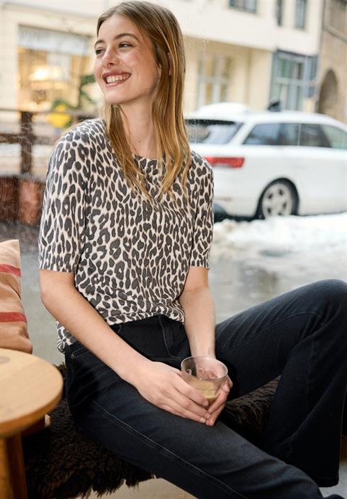 leo-pullover-soft-beige