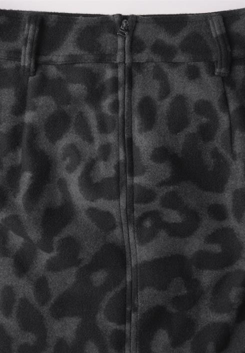 leo-rock-in-wickel-optik-echo-grey