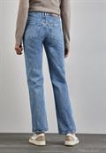 light blue authentic wash