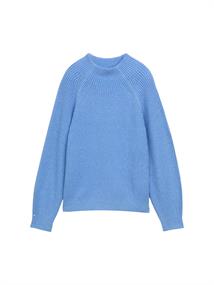light blue knit structure