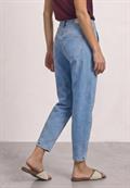 light blue wash