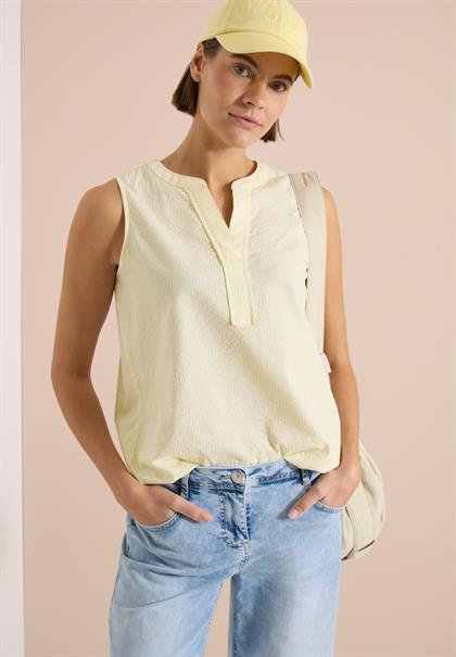 light buttermilk yellow