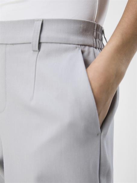 light grey melange