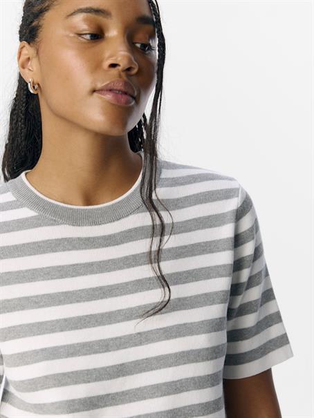 light grey melange