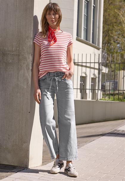 light grey wash