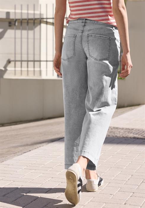 light-grey-wash