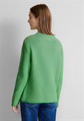 light spring green