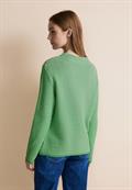 light spring green