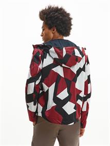 LIGHTWEIGHT HOODED PRINT JACKET dazzle camo rouge