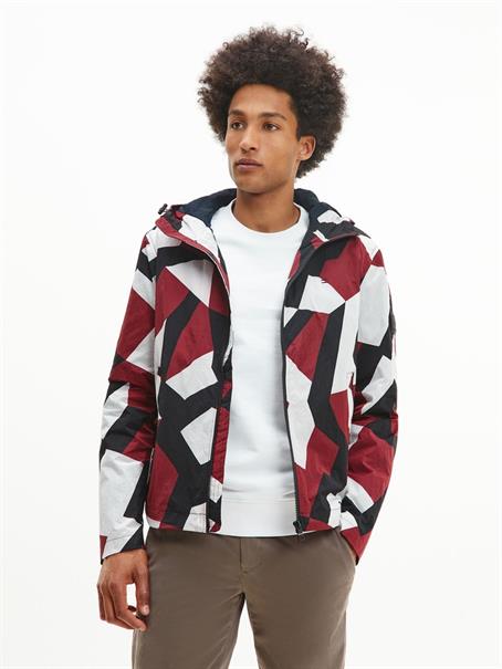 LIGHTWEIGHT HOODED PRINT JACKET dazzle camo rouge