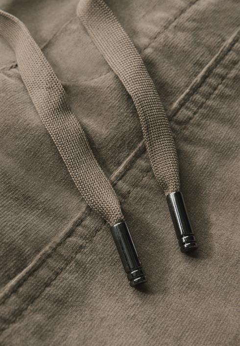 loose-fit-cordhose-bark-brown