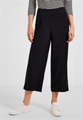 Loose Fit Hose black