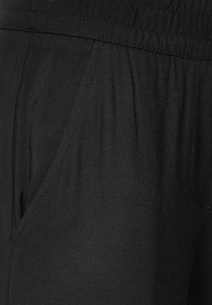 Loose Fit Hose black