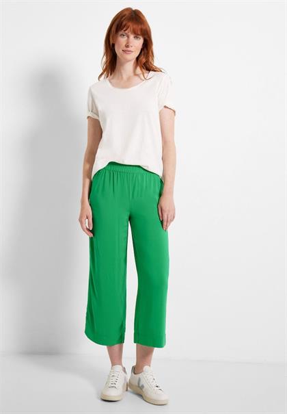 Loose Fit Hose fresh green