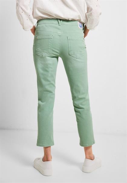 Loose Fit Hose in 7/8 fresh salvia green