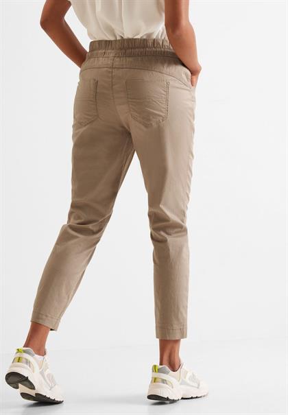 Loose Fit Hose smooth sand