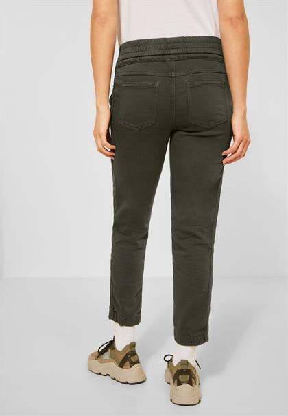 Loose Fit im Materialmix bassy olive