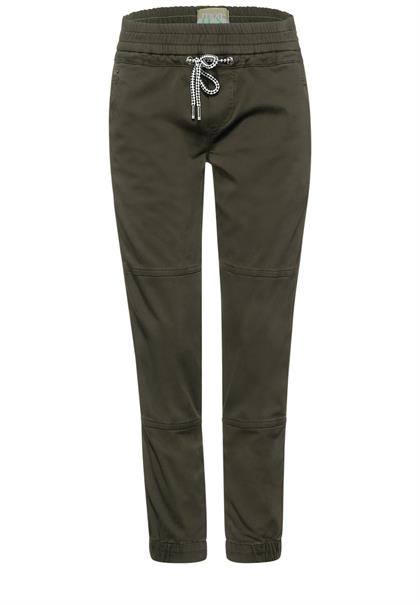 Loose Fit im Materialmix bassy olive