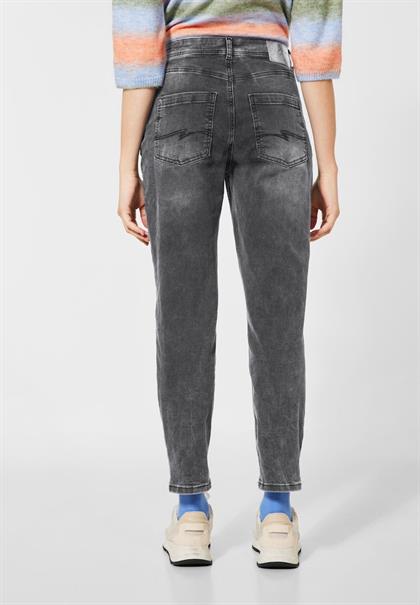 Loose Fit Jeans im Mom Style black random wash