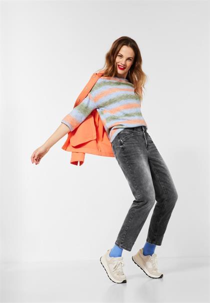 Loose Fit Jeans im Mom Style black random wash