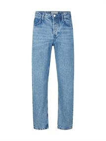 Loose Fit Jeans used light stone blue denim