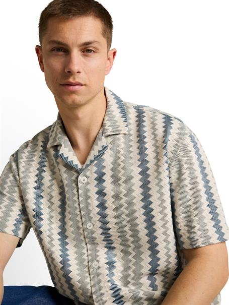 Loose Fit Resort Kurzarmhemd in Häkel-Optik green white zick zack stripe