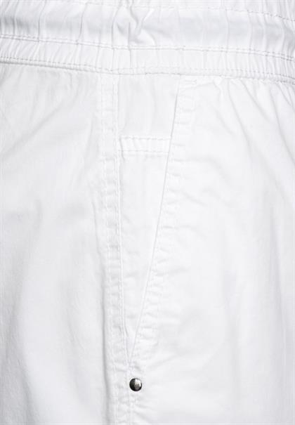 Loose Fit Shorts in Paperbag white