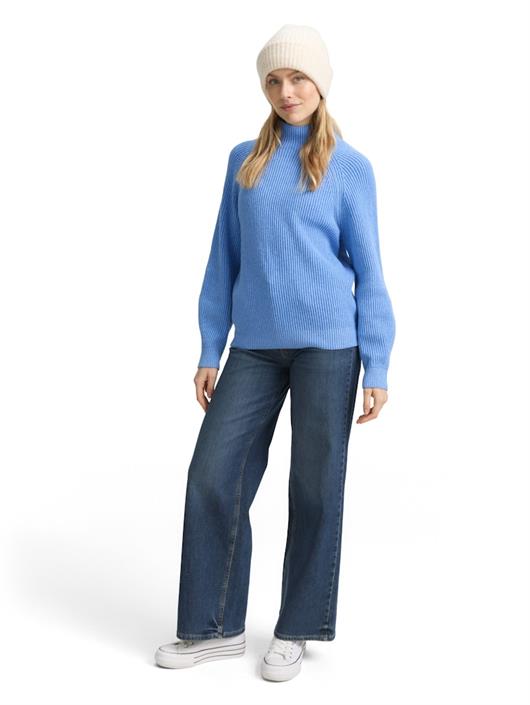 loose-fit-strickpullover-mit-stehkragen-light-blue-knit-structure