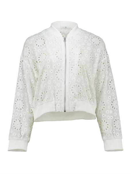 LS C JK Te44rry white