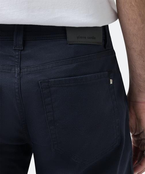 Lyon tapered dark sapphire