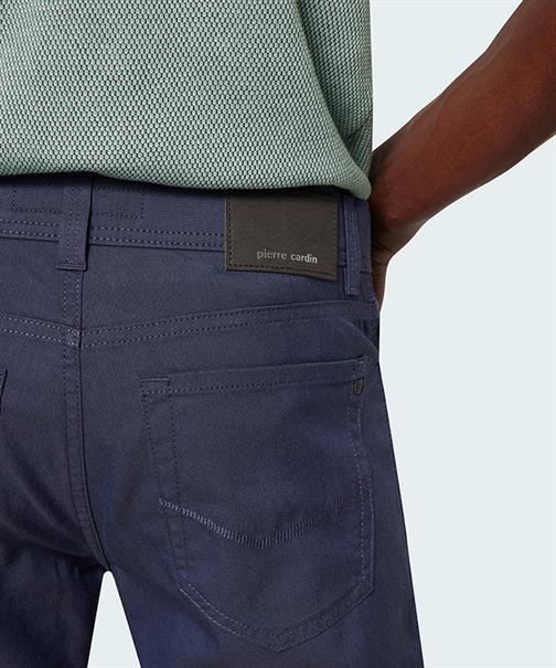 Lyon tapered marine