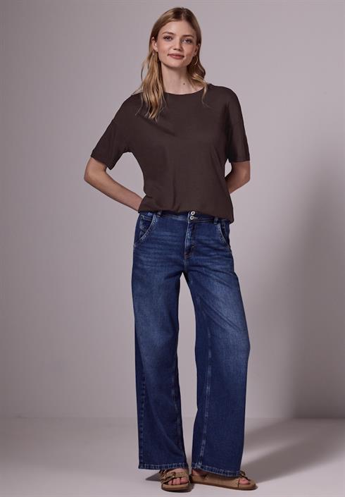 lässiges-basic-t-shirt-plummy-brown