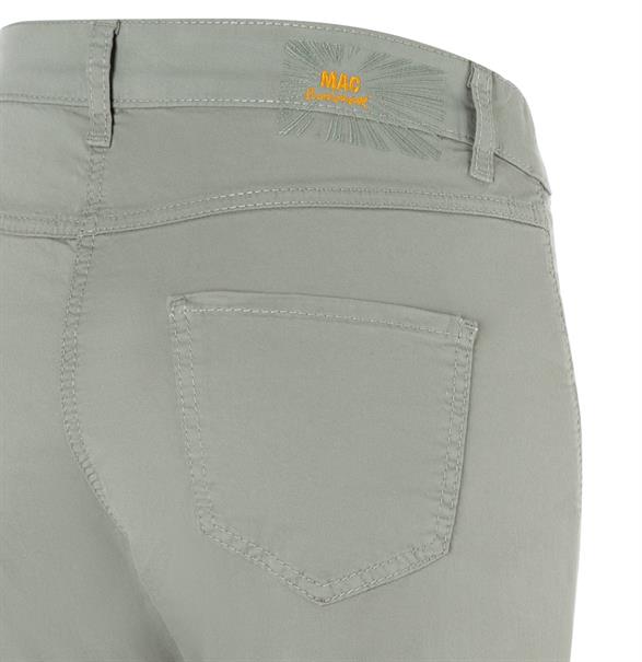 MAC JEANS - CAPRI, Fade out gabardine grün