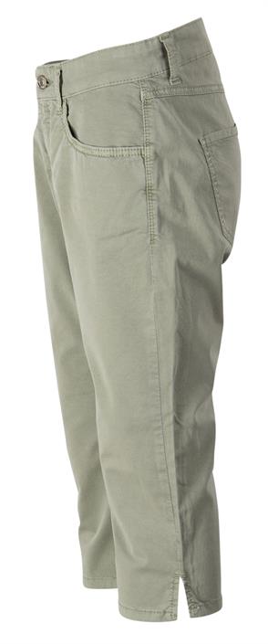 mac-jeans-capri-fade-out-gabardine-olive1