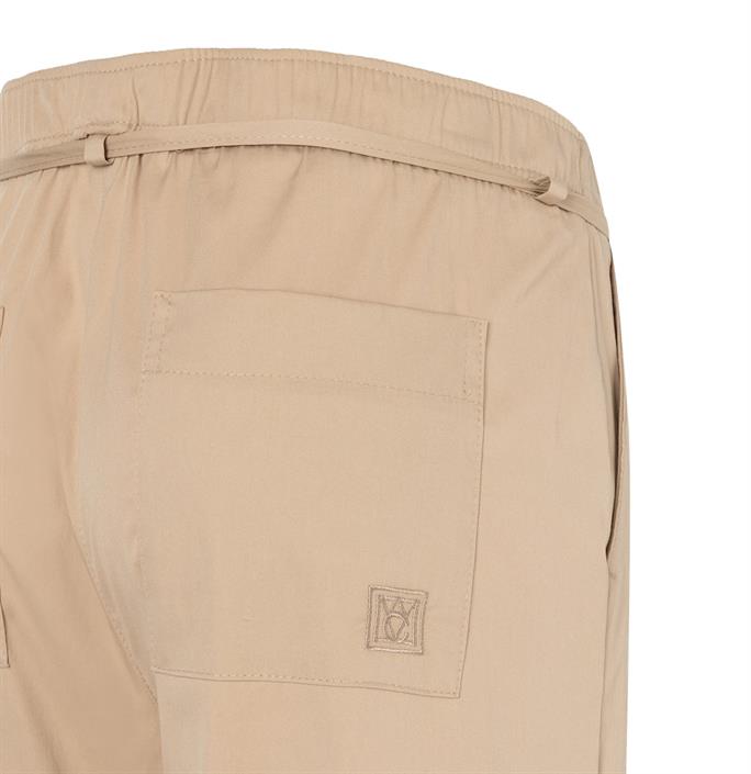 mac-jeans-chiara-belt-ultra-light-braun