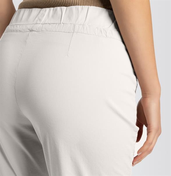 MAC JEANS - EASY active, Authentic stretch gabardine beige