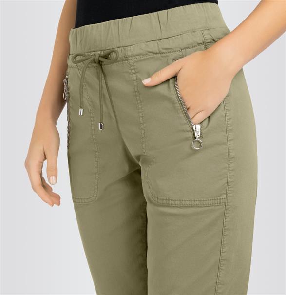 MAC JEANS - EASY active, Authentic stretch gabardine grün