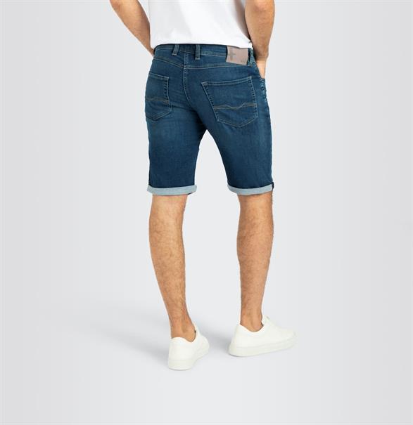 MAC JEANS - Jogn Bermuda, Light Sweat Denim blau2