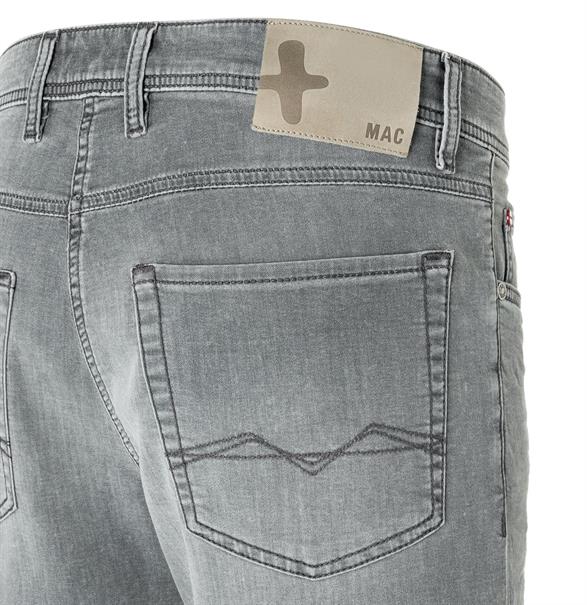 MAC JEANS - Jogn Bermuda, Light Sweat Denim grau