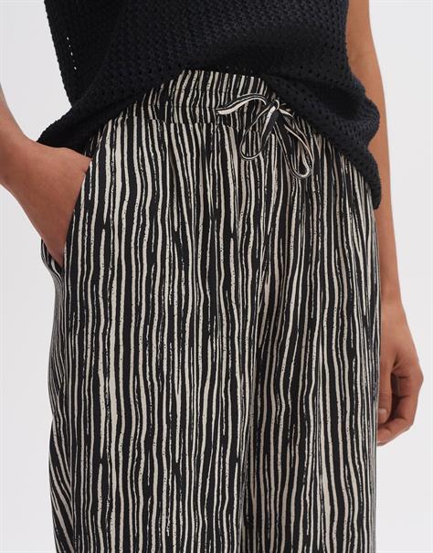 Manilo stripe black