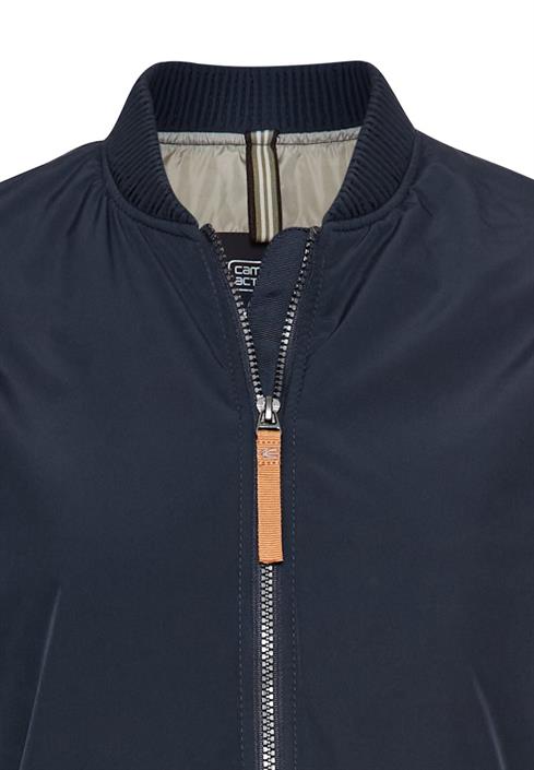 mantel-aus-recyceltem-polyester-navy